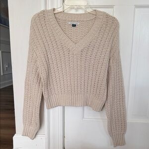 American Eagle V Neck Sweater